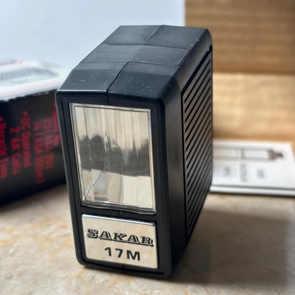 Sakar 17M Electronic Flash Black Vintage Hot Shoe Camera Accessory